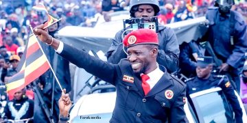 Bobi wine campaigning