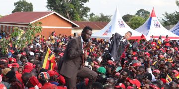 Kyagulanyi speaking at rally in Nakaseke where he appealed to General Saleh to talk to his brother to retire peacefully