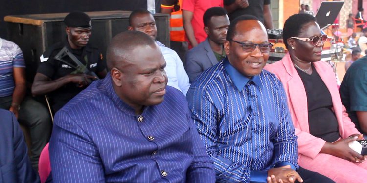 Fred Ssimbwa-Nakifuma County and Mathias Mpuuga-DF President.