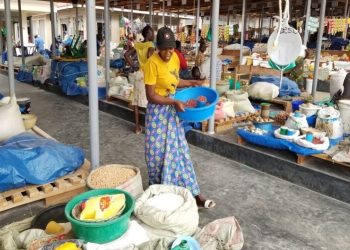 The Cup, the Packet, and the Trust: Why Uganda Still Measures Its Markets the Old Way