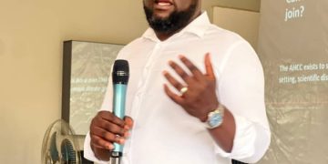 Experts Call for Greater African Investment in HIV Cure Research