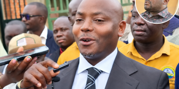 Kibuule Laughs Off Kiwanuka’s Complaint Over Supporters at Mukono North Court Hearing